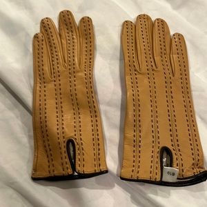 Genuine leather women gloves